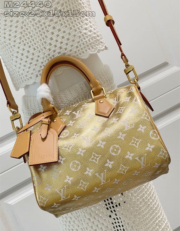 LOUIS VUITTON 루이비통 스피디 P9 반둘리에 25 모노그램 M21109