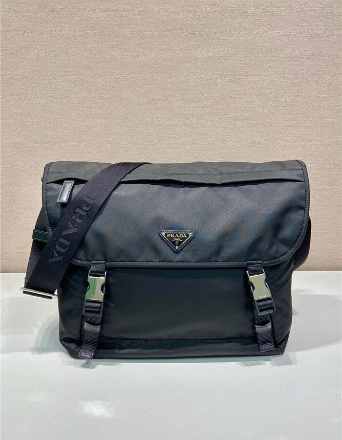 PRADA 프라다 리나일론 메신저백 2VD052