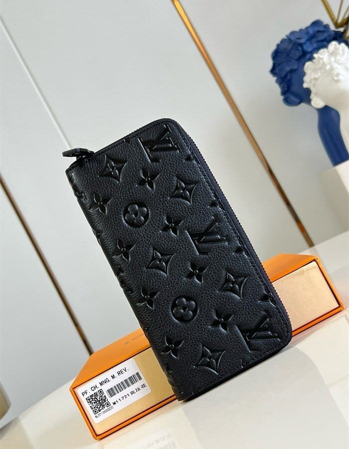 LOUIS VUITTON 루이비통 지피 장지갑 M11721 2024/신상