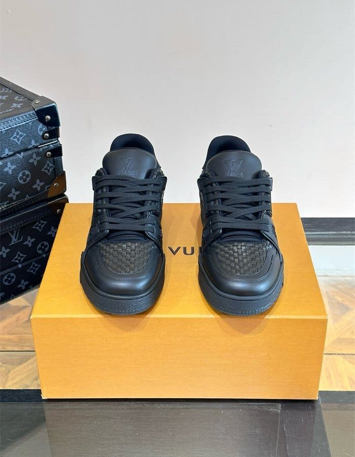 LOUIS VUITTON 루이비통 남성용 스니커즈 L96430-2 2024/신상