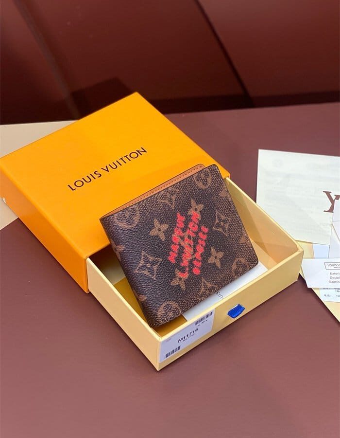 LOUIS VUITTON 루이비통 반지갑 M11716 2024/신상
