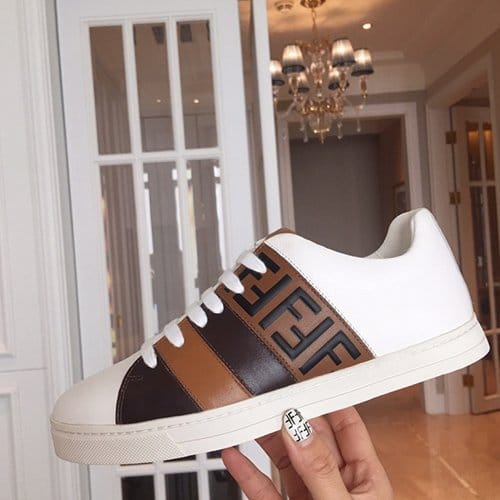 FENDI 펜디 남여공용 스니커즈
