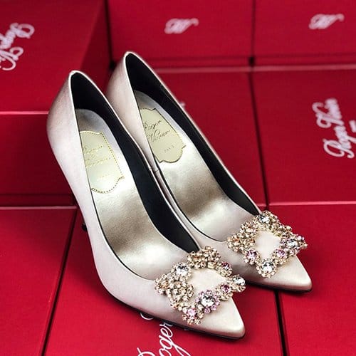 ROGER VIVIER 로저비비에 신상 힐&플랫슈즈 (220,250사이즈 주문제작)