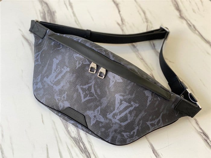 LOUIS VUITTON 루이비통 디스커버리 범백 M57276 신상