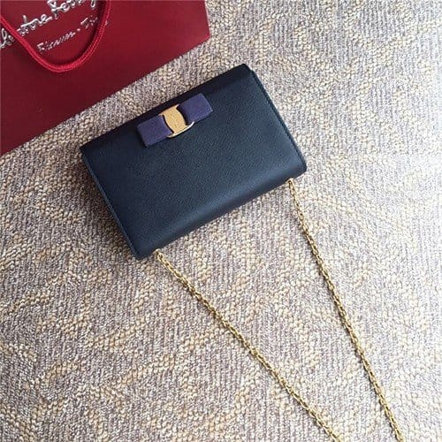 FERRAGAMO 페레가모 미니 체인 숄더백 19CM 22B558-2