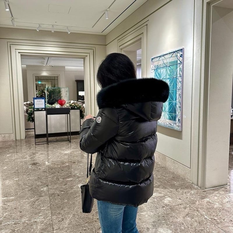 ●1월 판매 17위● MONCLER 몽클레어 라이체 퍼 패딩