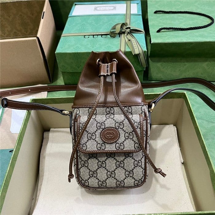 GUCCI 구찌 인터로킹 G 미니 버킷백 746303