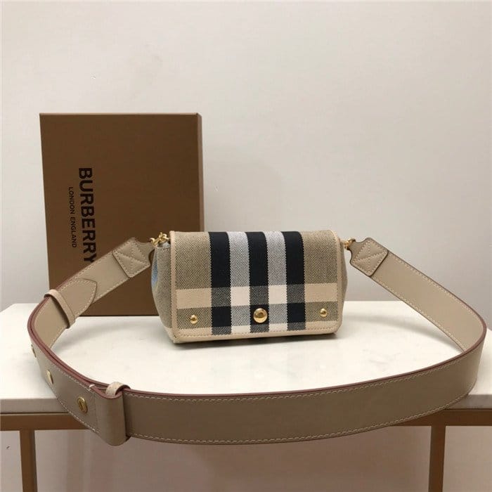 BURBERRY 버버리 미니 크로스백 B30061