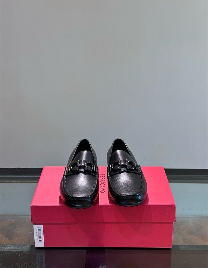 FERRAGAMO 페레가모 남성용 로퍼 F31993-1 2024/신상