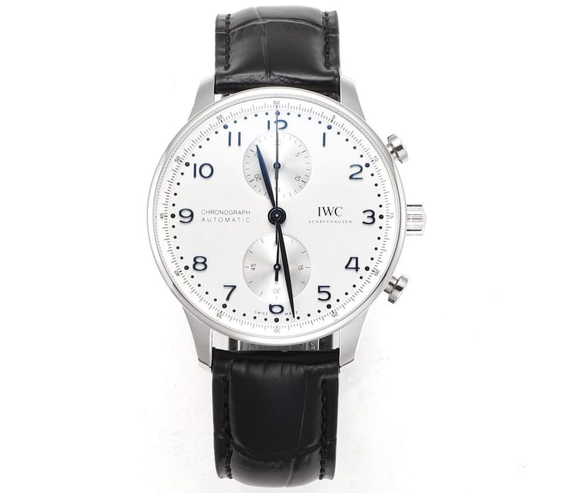 IWC 아이더블유씨 포르투기저 크로노그래프 화이트/블루 다이얼 레더 스트랩 40mm IW371604